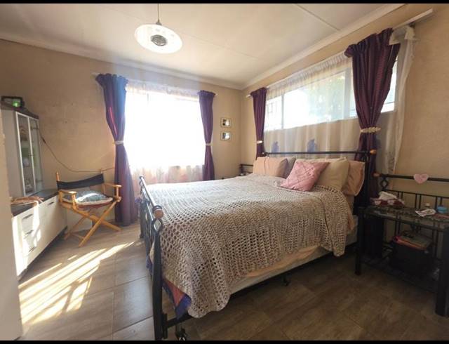 4 BEDROOM HOUSE FOR SALE IN ELANDSPARK